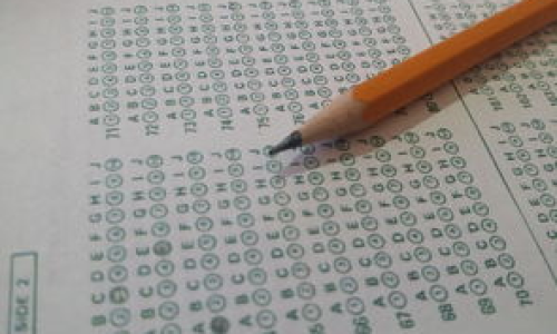 去英国要考什么才能顺利开启留学之旅？