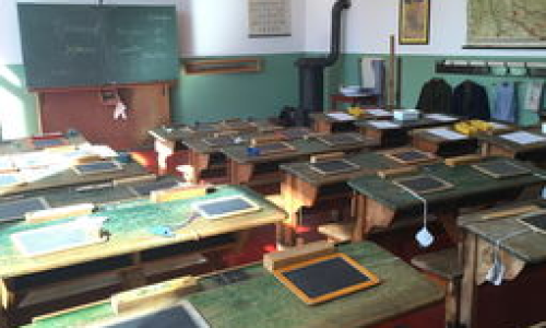 南京外国语学校分校究竟实力如何发展前景怎样？