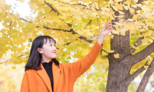 明我以德，如何在生活中践行品德修养？