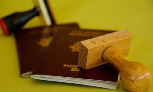 美国旅游签证办理有哪些要点和流程？
