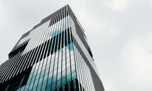 新东方集团是如何实现转型发展的？